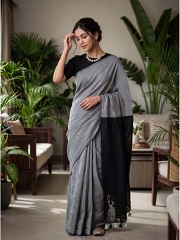 Kasee - Grey Cotton Blend Tassels Solid Saree With Unstitched Blouse