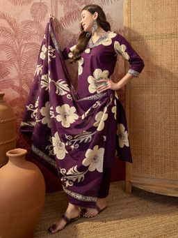 Vastramyaa - Women Purple Cotton Floral Print Kurta With Pant & Dupatta