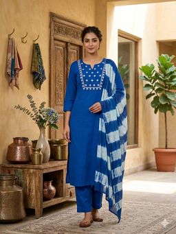 Vastramyaa - Women Blue Straight Kurta With Pant & Dupatta
