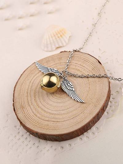 Golden Pendant Necklace