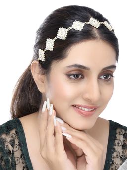 Yellow Chimes - White Traditional Gold Plated Kundan Studded Hairband Matha Patti