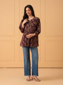 Maroon color option, Currently selected