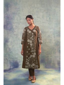 Sonia Khatri - Brown Kurta with Inner and Pant (Set of 3)
