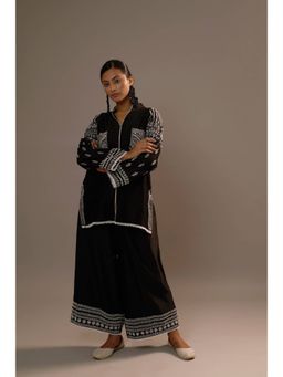 Sonia Khatri - Black Majestic Silhouette Surti with Palazzo (Set of 2)