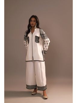 Sonia Khatri - White Majestic Silhouette Surti with Palazzo (Set of 2)