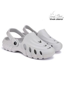 BERSACHE - Men Grey Clogs