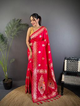 Elora - Women Pink Silk Woven Saree with Unstitched Blouse