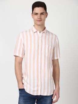 Peter England - Men Pink Slim Fit Stripe Shirt