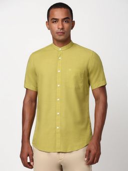 Peter England - Men Yellow Slim Fit Solid Shirt