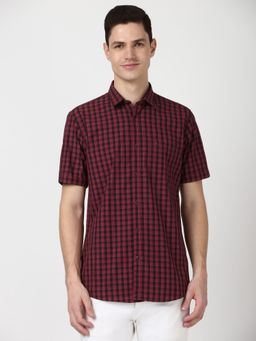 Peter England - Men Maroon Slim Fit Check Shirt