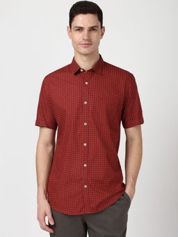 Peter England - Men Red Slim Fit Print Shirt
