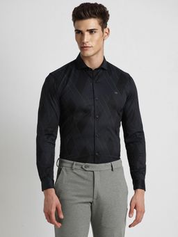 Peter England - Men Black Super Slim Fit Full Sleeves Formal Shirt