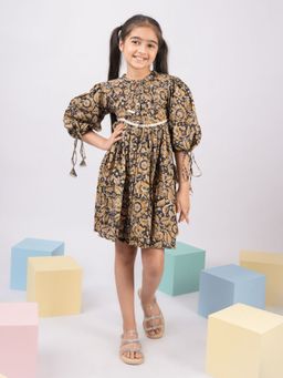 Vastramay - Cotton Woven Three Quarter Sleeves Kalamkari Print Dress - Black