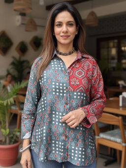 Ishnya - Aura-Brown and Red Printed Oversized Shirt