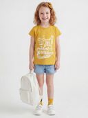 Yellow color option, Currently selected
