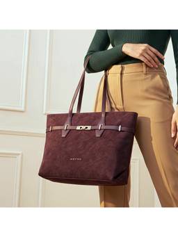 Metro - Red Women's Tote Bag