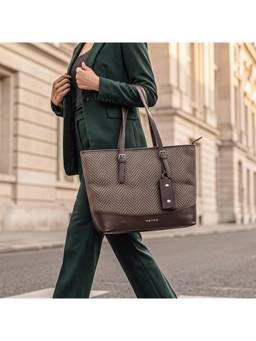Metro - Brown Women's Tote Bag
