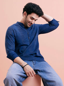 KISAH - Men Blue Textured Denim Short Kurta