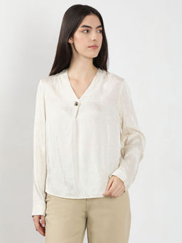 VERO MODA - Ivory V Neck Jacquard Top