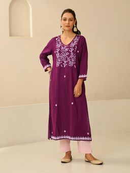 House of Chikankari - Womens Woven Pure Cotton Chikankari Kurta-Purple