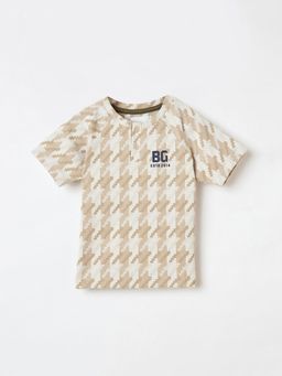 Blue Giraffe - Boys Houndstooth Beige Regular Fit T-Shirt