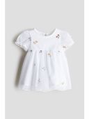 White color option, Sold out, Currently selected