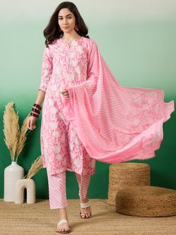 Vastramyaa - Women Pink Floral Printed Kurta with Pant and Dupatta (Set of 3)