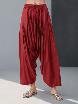 Vastramay - Women Maroon Viscose Solid Salwar