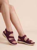 Maroon color option, Currently selected