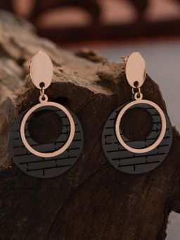 E2O - Black Drop Earrings