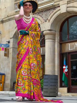 Vardha - Women Yellow Synthetic Abstract Saree with Unstitched Blouse