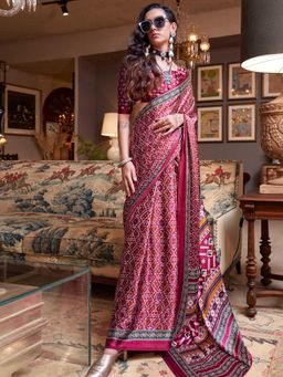 Vardha - Women Pink Synthetic Printed Saree with Unstitched Blouse