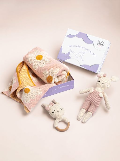 Haus & Kinder Olly Baby Shower Gift Box - Set of 3 -Blanket, Knitted Toy, Cuddle Cloth