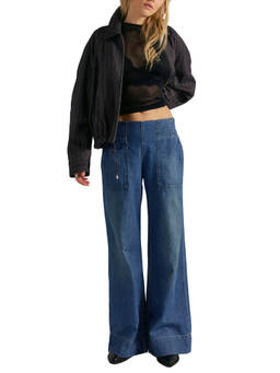 Free People - Breezy Denim Elastic Jeans - Blue