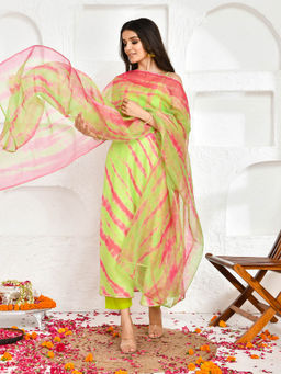 Bannhi - Yadavi Shibori Green Chanderi Anarkali (Set of 3)