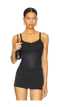 Spanx - shape Invisible Cami Thong Bodysuit