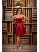 Red color option, Sold out, Currently selected