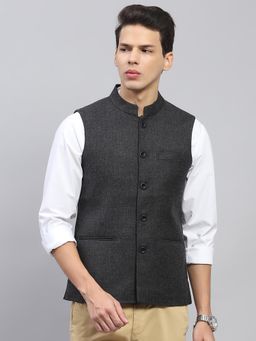 Monte Carlo - Men Solid Charcoal Mandarin Neck Sleeveless Waist Coat