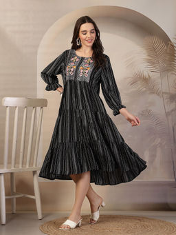 Zelena - Women Rayon Stripe Printed Maternity Zipless Feeding Dress