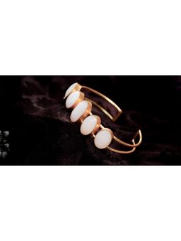 Vosgi - Gold Stone Cuff Bracelet