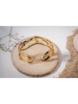 Vosgi - Gold Cutout Cuff Bracelet