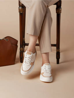 SLASH O - White Sneakers