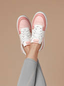 Pink color option, Currently selected