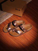 Bronze color option, Currently selected