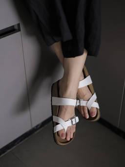 SLASH O - Zeta - White Casual Flat Sandals
