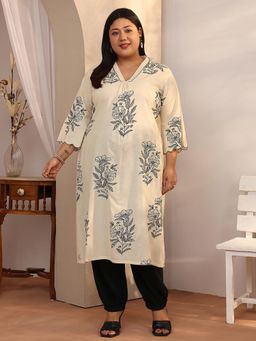 Extra love by Libas - Cotton Blend Three Fourth Sleeves Kurta