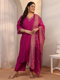 Extra love by Libas - Silk Blend Kurta With Pant & Dupatta