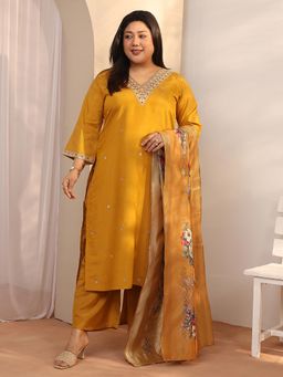 Extra love by Libas - Silk Blend Kurta With Pant & Dupatta