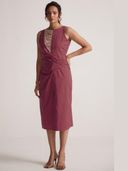 Maroon color option, Currently selected