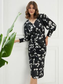 KASSUALLY - Black White V-Neck Front Ruched Midi Dress